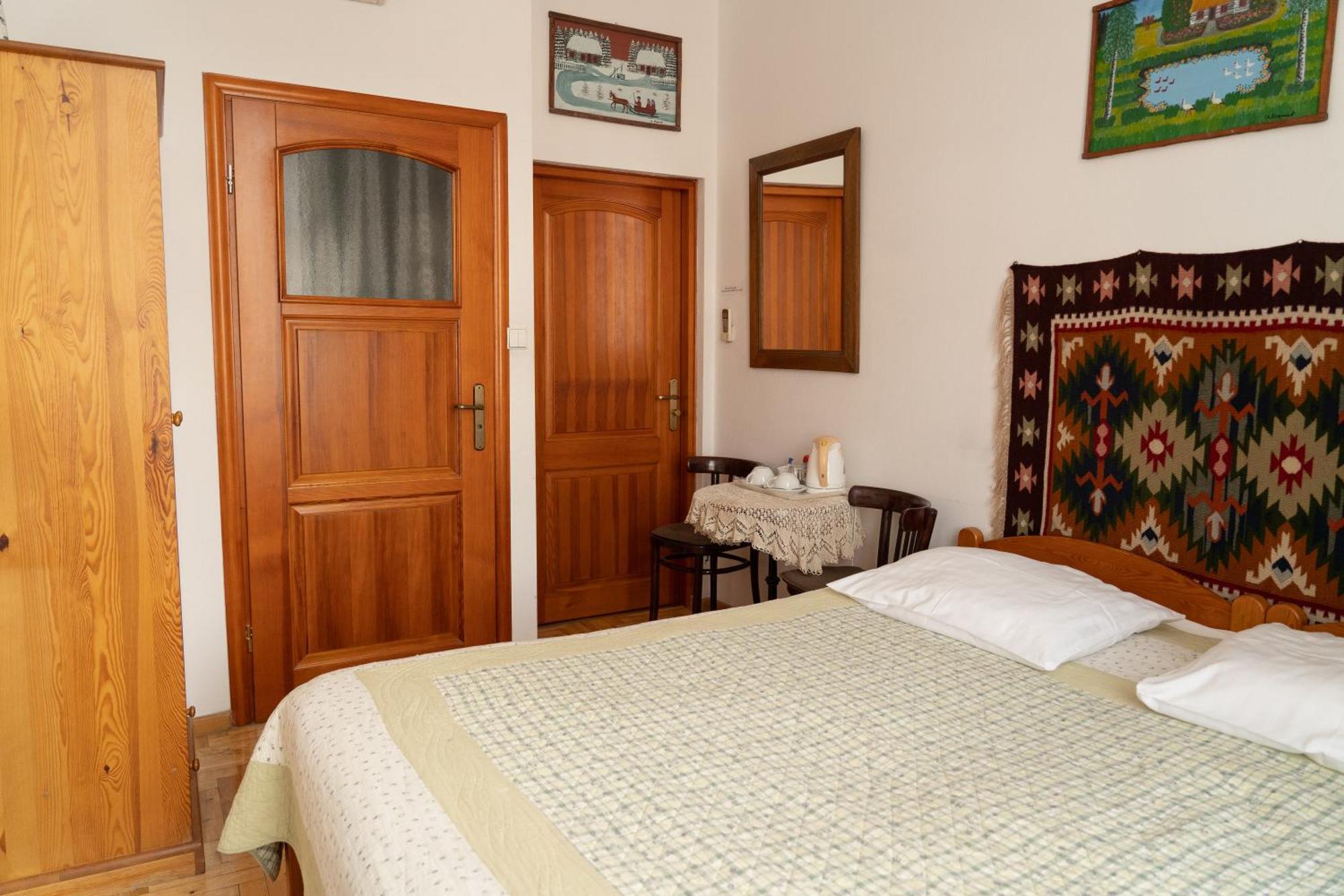 Kolory Guest House Cracovia Exterior foto